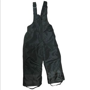 Vertical’9 snow pants size 4